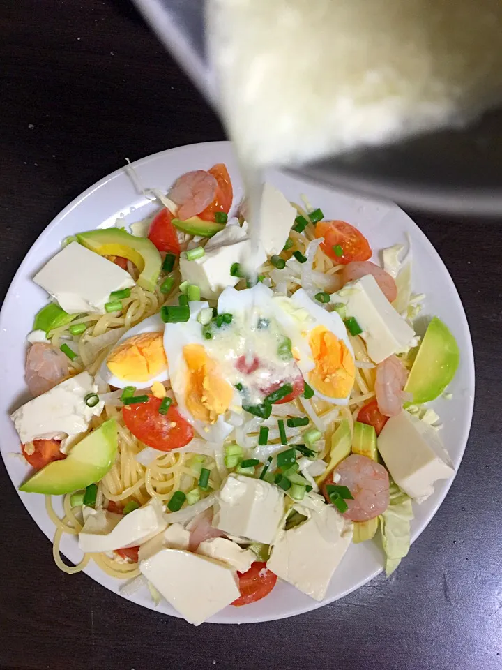 Tofu,Avocado,shrimp salad pasta|Giok Yunさん