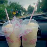 Snapdishの料理写真:coconut shake!|fatinhattaさん