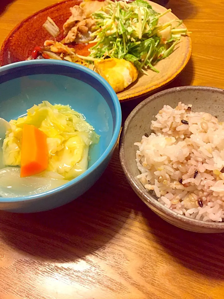 春キャベツの塩ポトフで朝ごはん🎵|さくたえさん