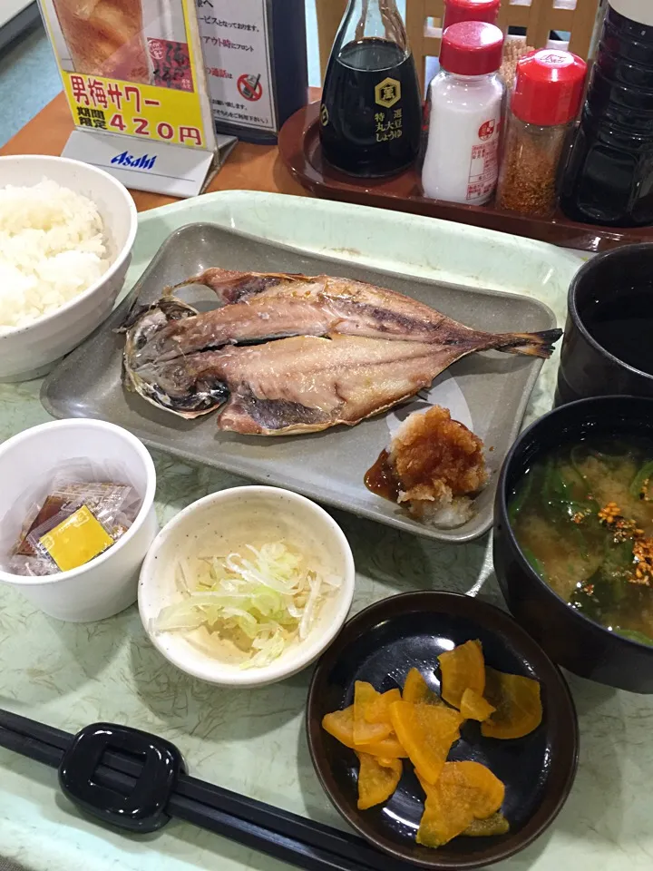 鯵の開き朝ご飯|歌う釣り師さん