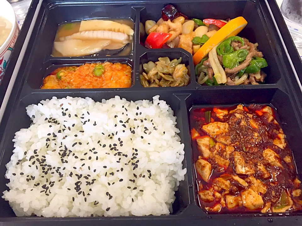 四川飯店の弁当|Food is lifeさん