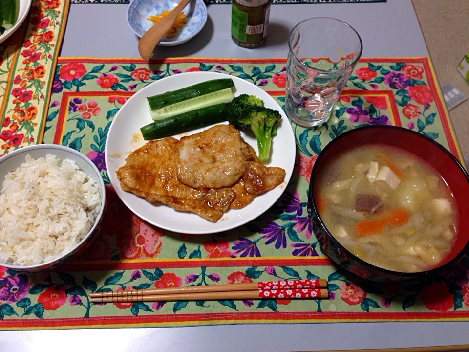 生姜焼きとけんちん汁|ももさん