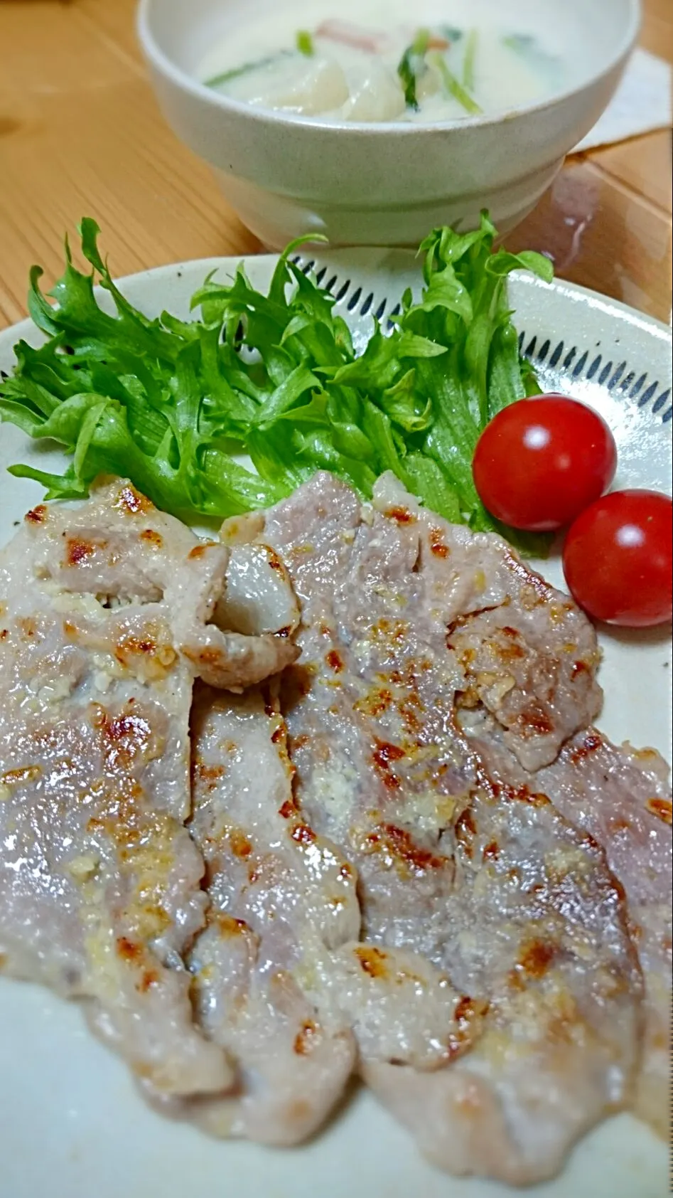 塩糀生姜 焼き＆ 蕪のチーズクリーム煮 Ψ( 'ч'♡ )ｳﾏ
塩こうじ♡  いまさらながら どハマりです(≧∇≦)|yucaxxxさん