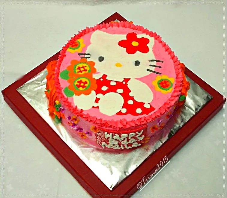 Hello Kitty Birthday Cake|Trisna Handayaniさん