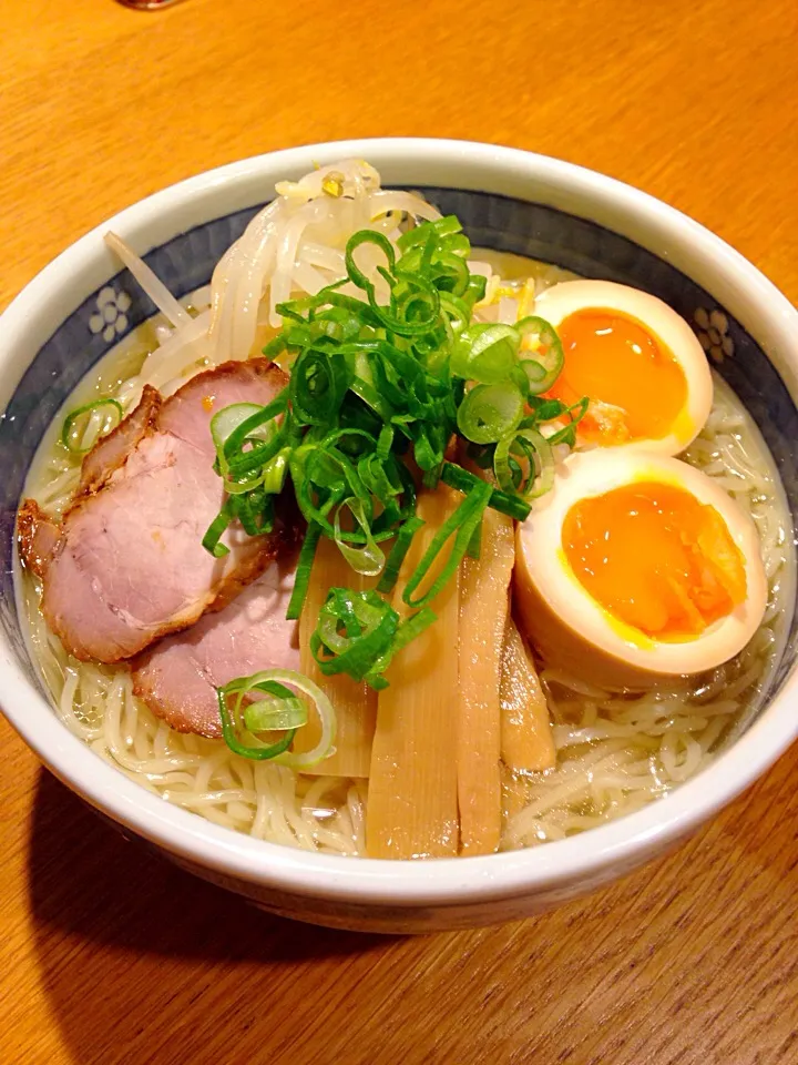 塩ラーメン始めました😊|まつださんさん