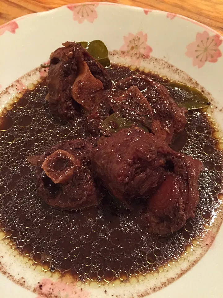 Rawon Buntut (oxtail soup with kluwak 😁)|Amia Ersantiさん