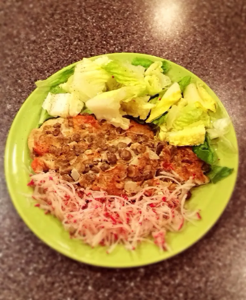 Lentils Hamburger with salad|Charitoさん