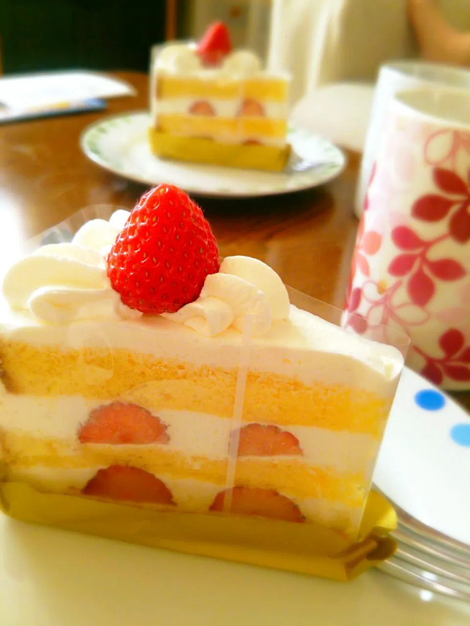 やっぱ好きだな～。不二家のショートケーキ❤スペシャルで。|ちはるさん