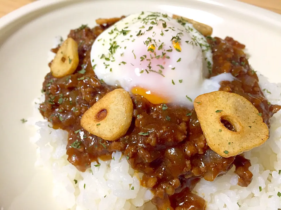 Snapdishの料理写真:デミグラミート丼！|AYACHINさん