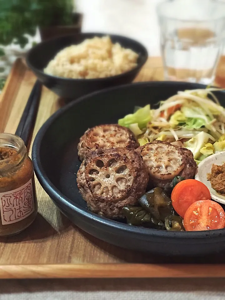 蓮根ハンバーグserved with curry paste|rick chanさん