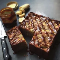 Banana and walnut upside down cake,whiskey caramel sauce.