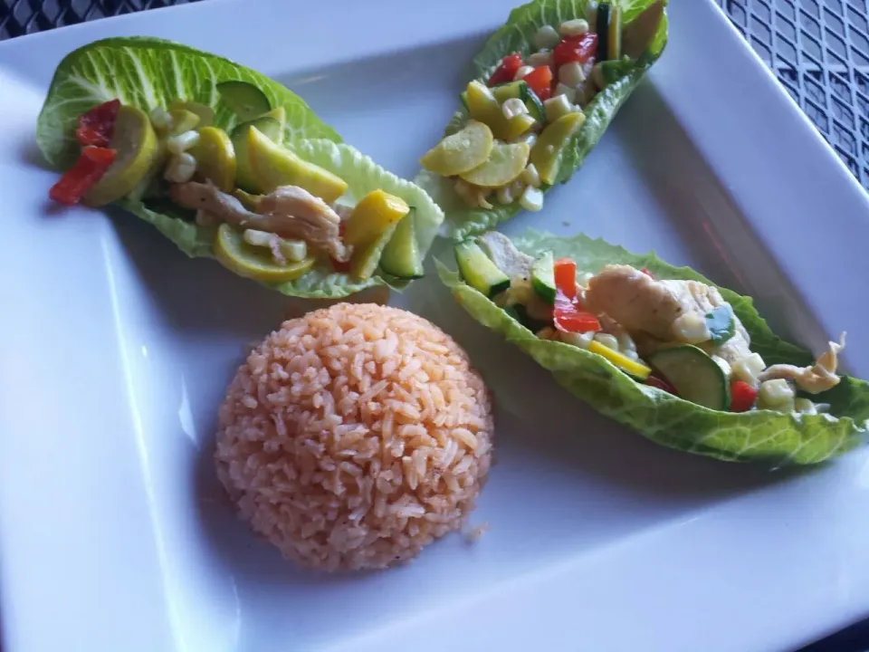 Snapdishの料理写真:tacos de lechuga|Clara Lopezさん