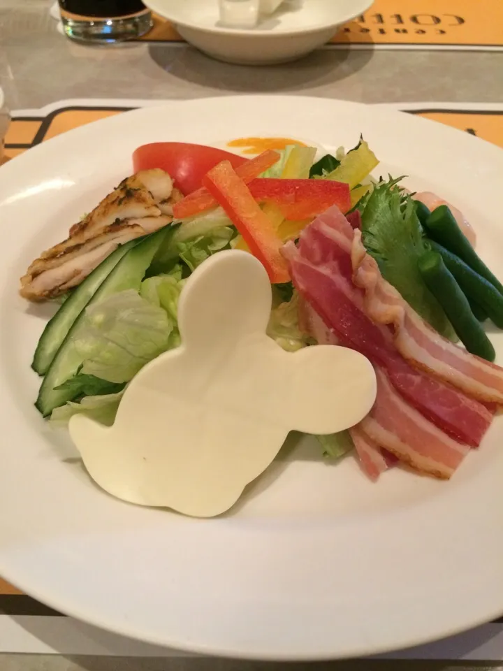 Snapdishの料理写真:ディズニー サラダ|maiさん