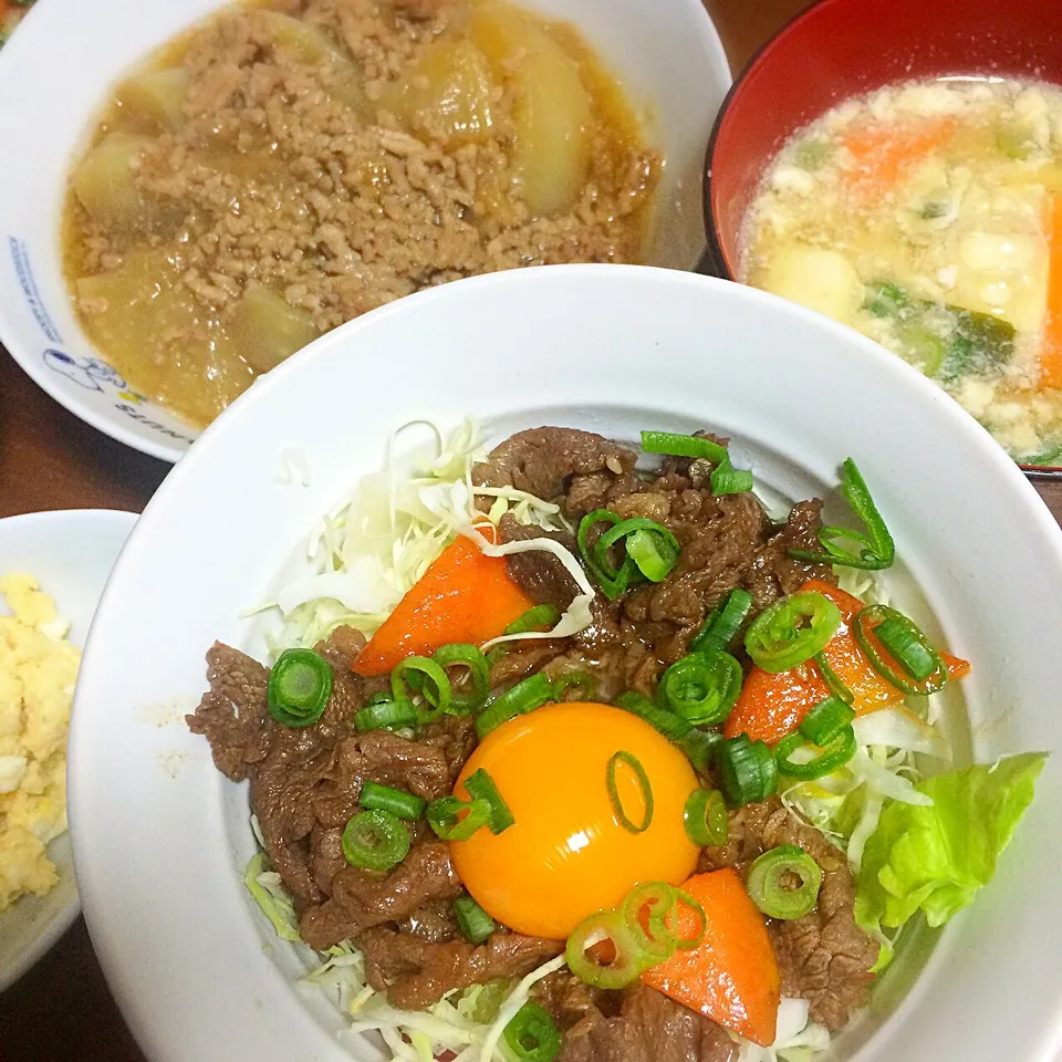 焼肉丼✡大根のそぼろ煮✡味噌汁|MIUさん