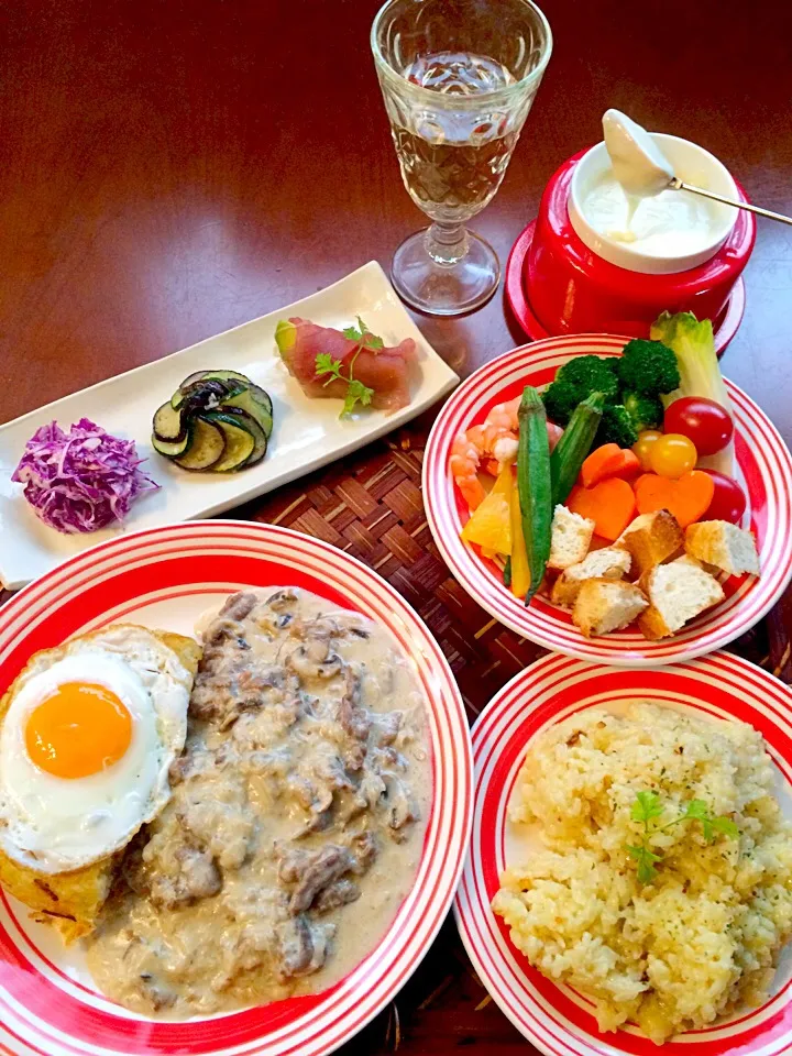 Snapdishの料理写真:Today's Swiss cuisine Dinner🍴ｵｰﾄﾞﾌﾞﾙ,ﾁｰｽﾞﾌｫﾝﾃﾞｭ,ﾚｼｭﾃｨ,ﾂｰﾘｯﾋｬｰ･ｹﾞｼｭﾈｯﾂｪﾙﾃｽ,ﾘｿﾞｯﾄ･ｱ･ﾗ･ﾐﾗﾈｰｾﾞ|🌈Ami🍻さん