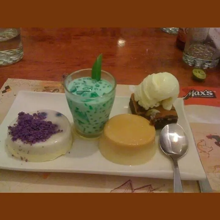 Dessert.☺🍦🍮🍰 #MaxsRestaurant💋|Anneさん