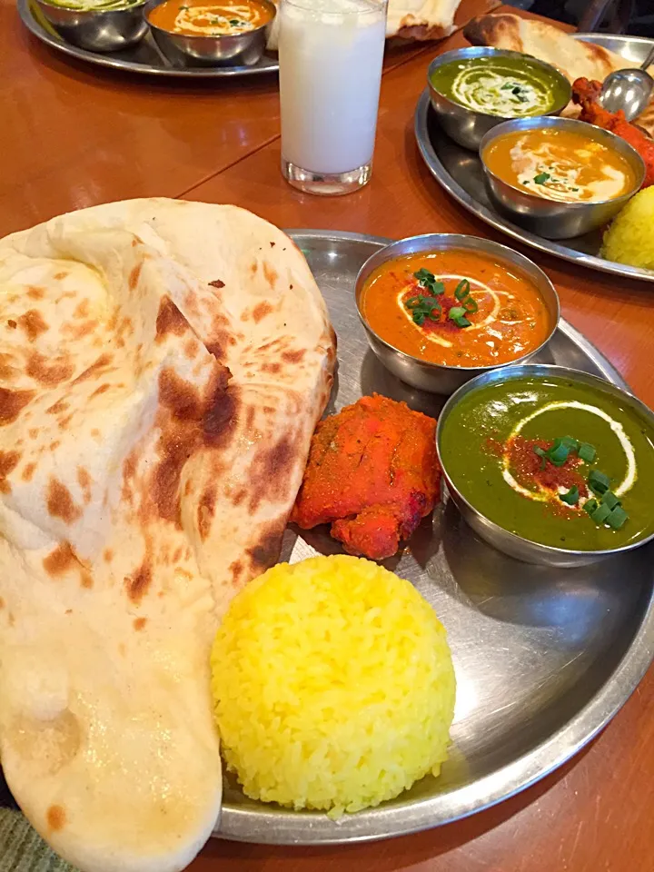 Snapdishの料理写真:地元でインドカレーランチ🍛✨|まみりんごさん