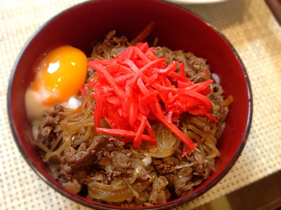 今宵のメインは牛丼😋|アライさんさん