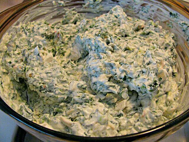 Snapdishの料理写真:I Made Spinach Dip for My Lil Foodie Princess Honors Program at School today #Appetizer #Vegetable #Party 😊 😊 #Snack/Teatime 😋 💯 😋|Alisha GodsglamGirl Matthewsさん