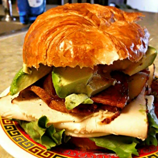 Turkey Club Croissant National Croissant Day 🍞 😃 🍞 #Sandwich #Bread #Lunch #Turkey #Bacon #Pork #Main dish ❤ ❤|Alisha GodsglamGirl Matthewsさん