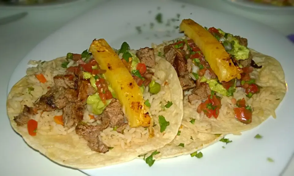 surf & turf tacos|Jiraphon Gさん