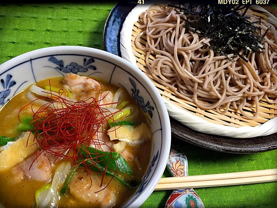 オヤジ特製☆ ともちゃんに貰った新得そばでつけカレー蕎麦‼︎‼︎ *\(^o^)/*炒めた鶏肉がまいう〜♪|TETSU♪😋さん