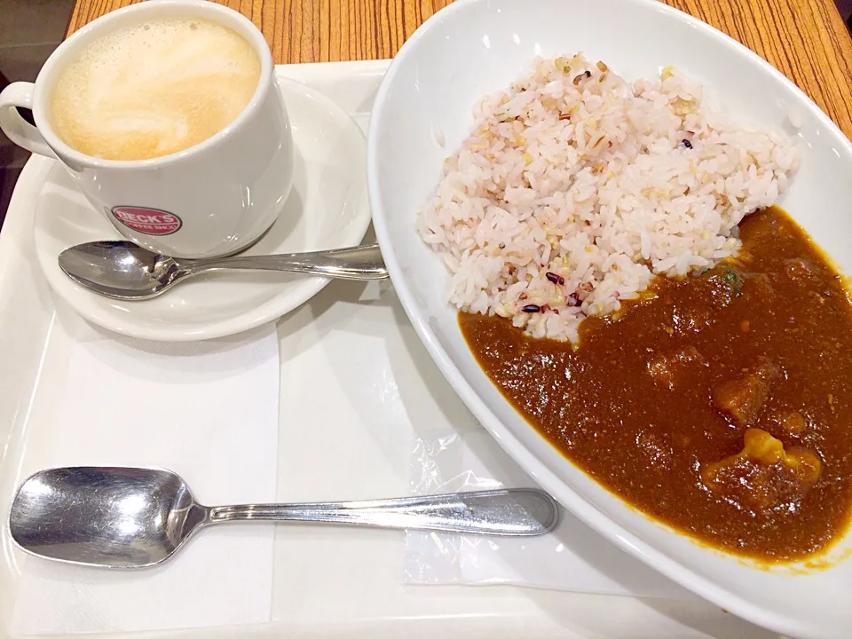 ポークカレーとカフェラテのセット|ちな姉＠水ノ智南英さん