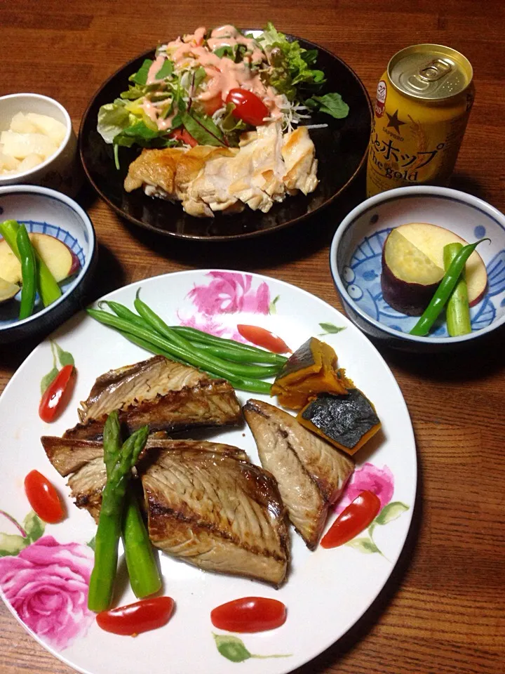 チキンソテーと鯖の塩焼き|しもっち"もたれつさん