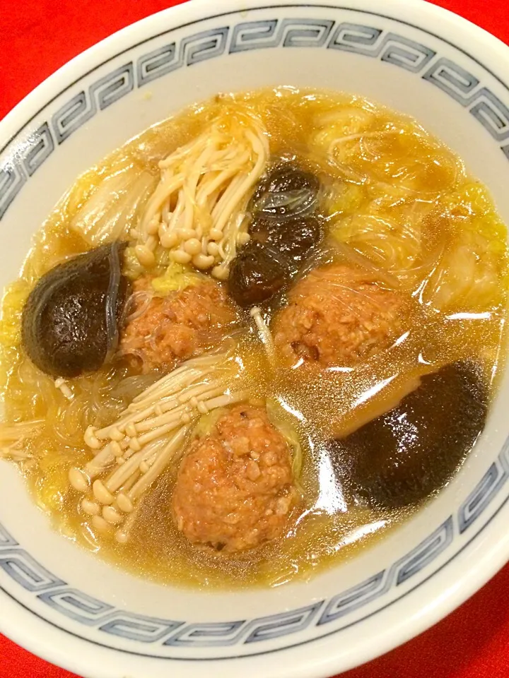 Snapdishの料理写真:肉団子と白菜のスープ煮|まるまさん