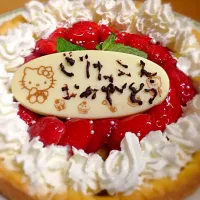 Snapdishの料理写真:友人の入籍お祝いに🍓苺タルト