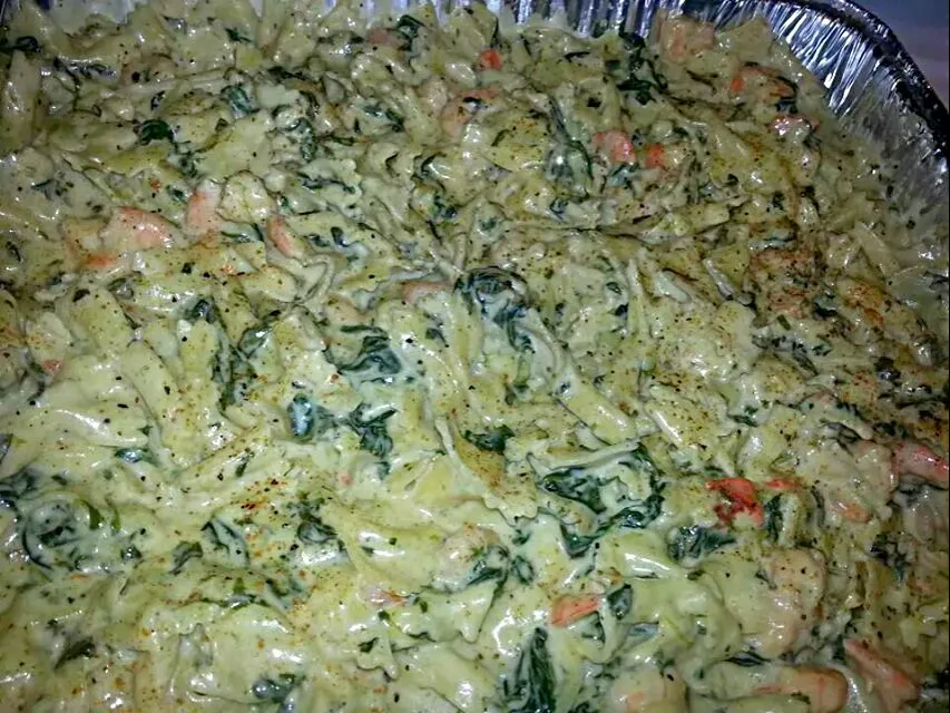 Shrimp and Spinach Pasta 😊 #Seafood #Pasta #Vegetable #Dinner #Main dish ❤|Alisha GodsglamGirl Matthewsさん