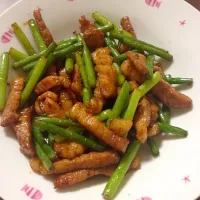 Pork with garlic stalks|Aira F. Kimuraさん