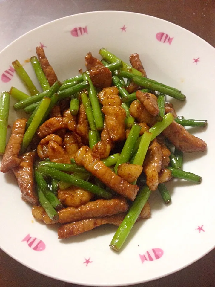 Pork with garlic stalks|Aira F. Kimuraさん