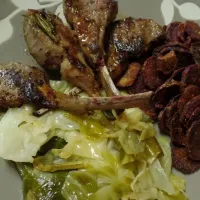 Snapdishの料理写真:Buttered cabbage, purple sweet potato chips, & rosemary lamb chops! #sweetpotato #lambchops #foodie #foodpic #foodgasm #foodporn|Culinary Kissesさん