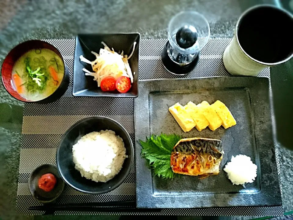 日曜の朝ご飯兼、お昼ご飯は、塩鯖定食♪|yokoさん