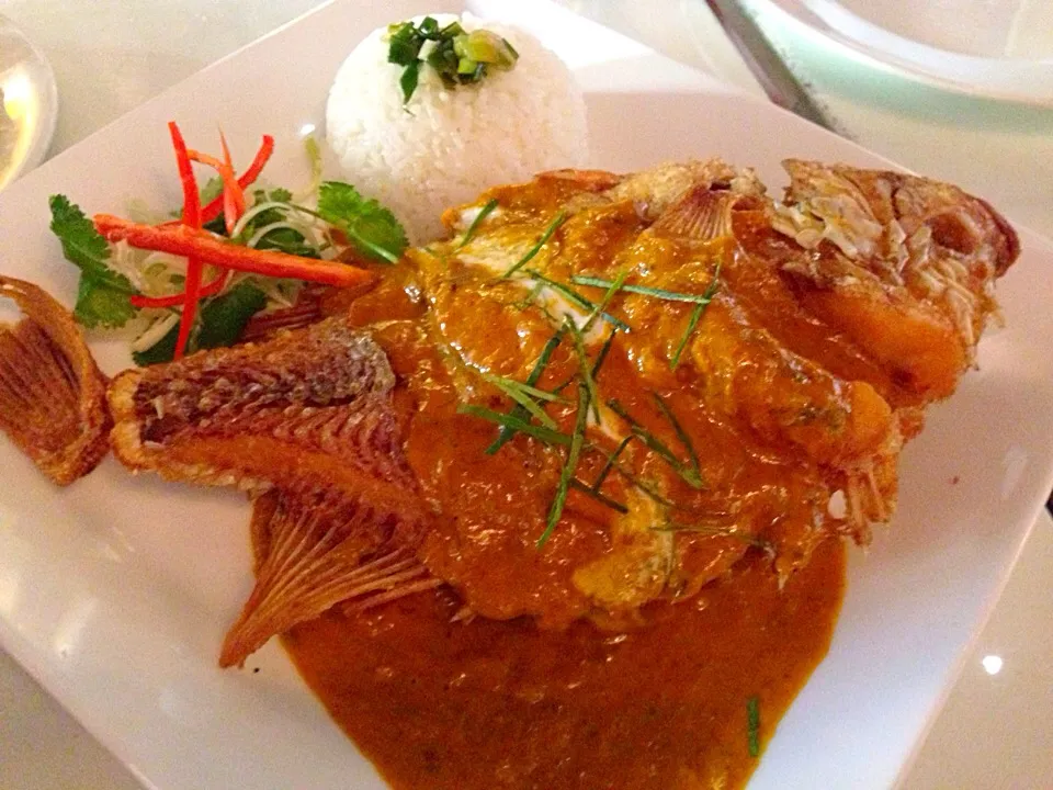 Fried fish with curry sauce|sgさん