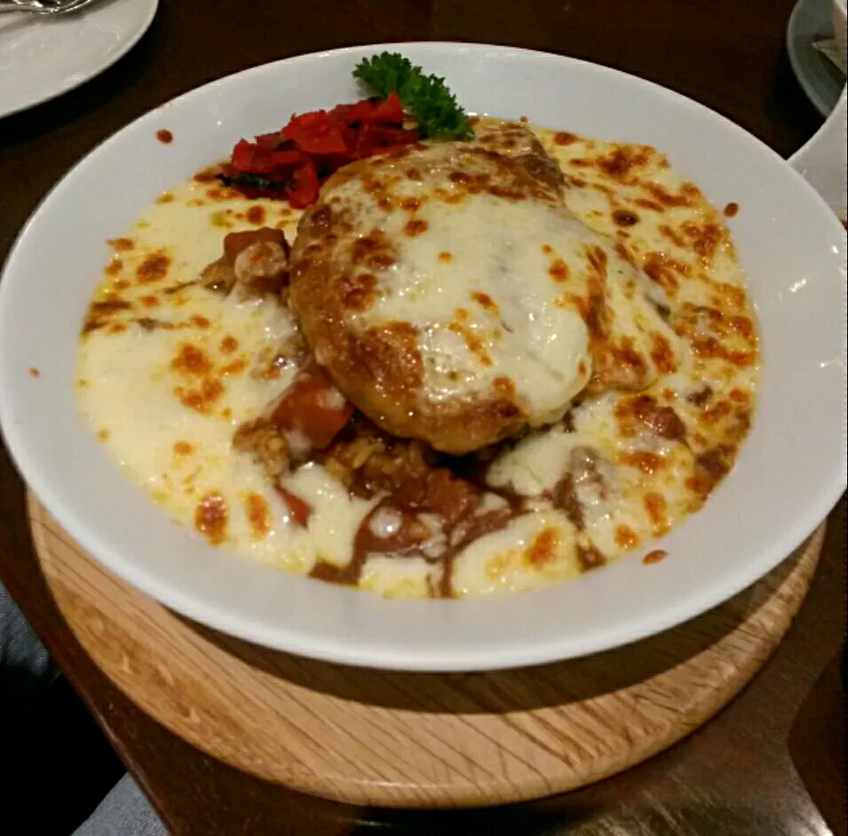 Hamburg Curry Cheese|Jeab Lertさん