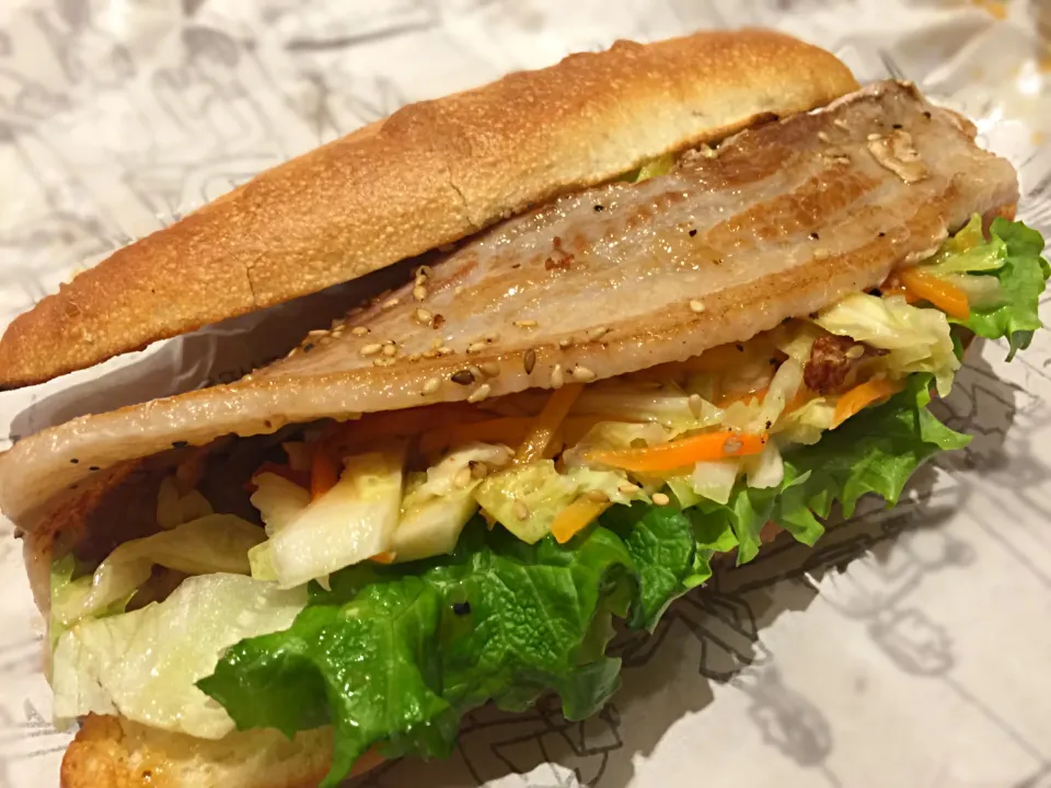 Snapdishの料理写真:R.O.STAR The Sandwich Cafe ゴマ塩ポーク|ddr3rdmixさん