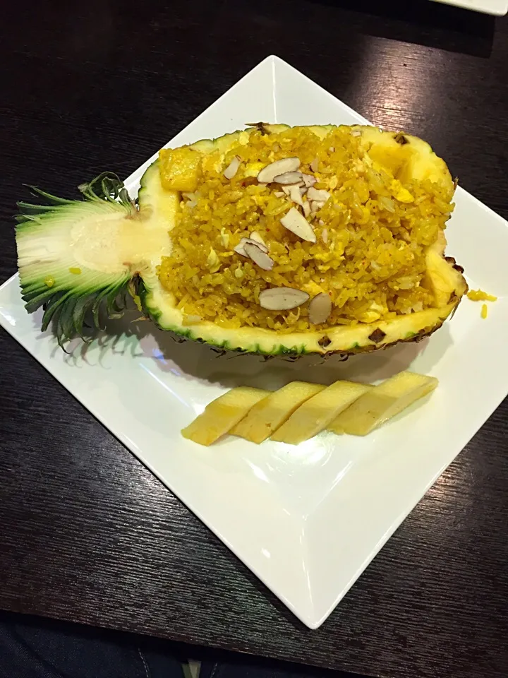 Tofu-Pineapple Fried Rice|Rich Wagnerさん