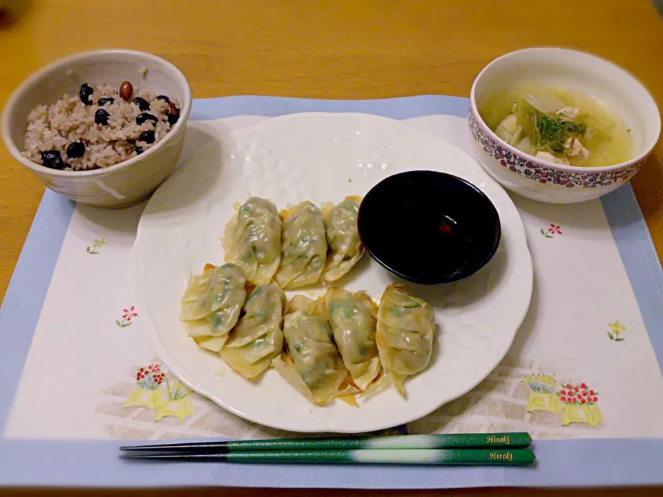 ♪餃子と白菜スープ♪|まりぃなさん