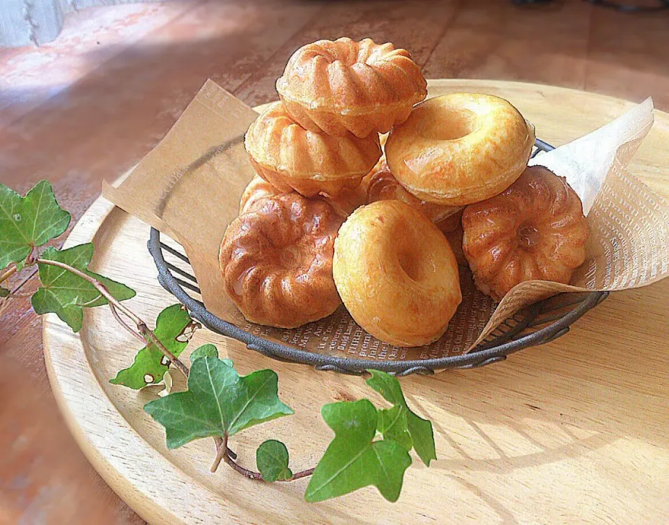 ﾉﾝﾊﾞﾀｰ、ｻﾗﾀﾞ油で、ふわふわ焼きフレンチクルーラー～ハニーグレーズ～(^з^)-☆|sakurakoさん