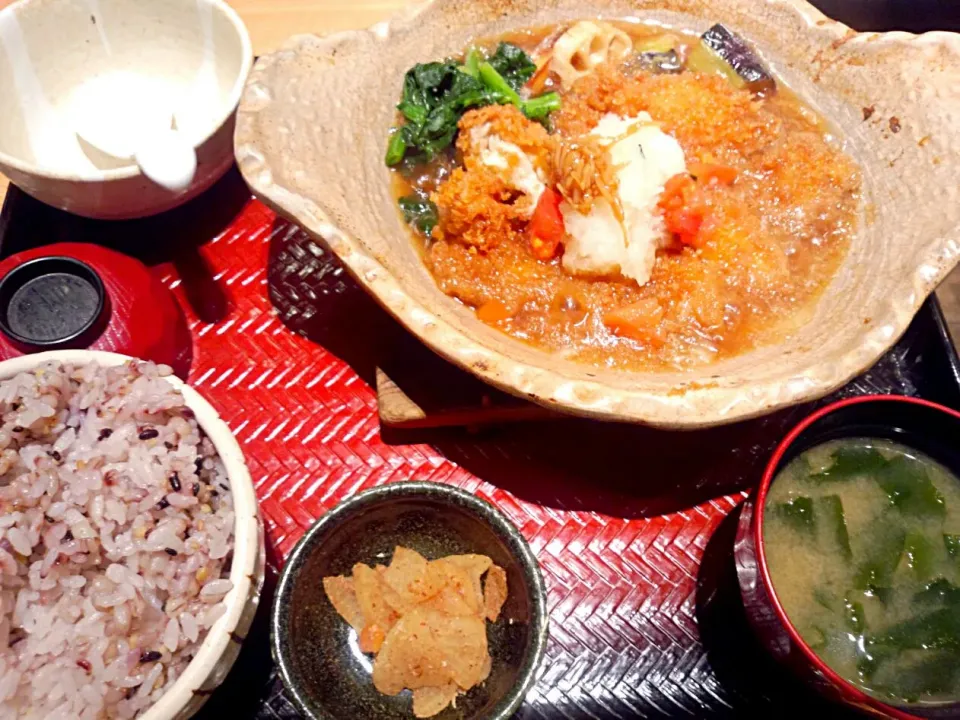 チキンかあさん煮定食lunch@大戸屋♡2/2|ちび太さん