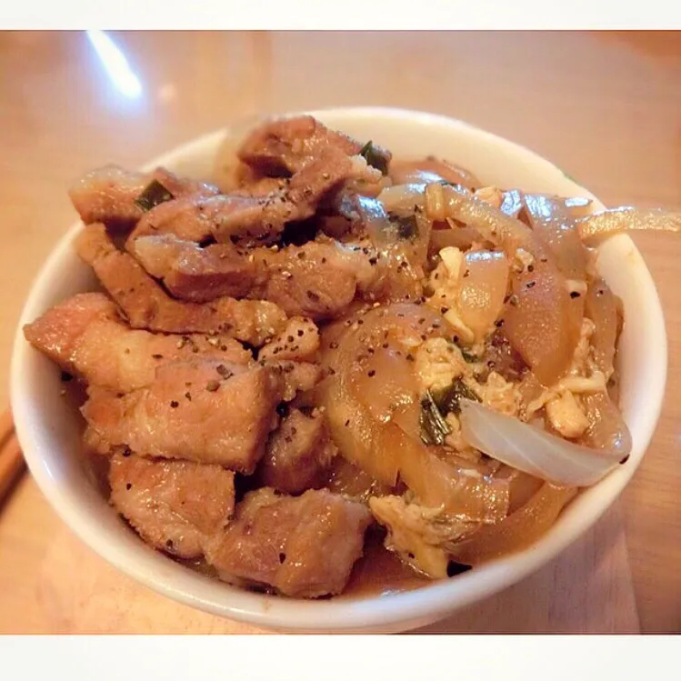 珅珅牌豬肉丼飯 #吳大廚料理級 #沒吃過白活|🌸Shiao Hua Wang🌸さん