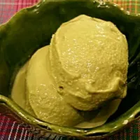 Snapdishの料理写真:Green tea ice cream (no-egg recipe)|Chef On Qさん