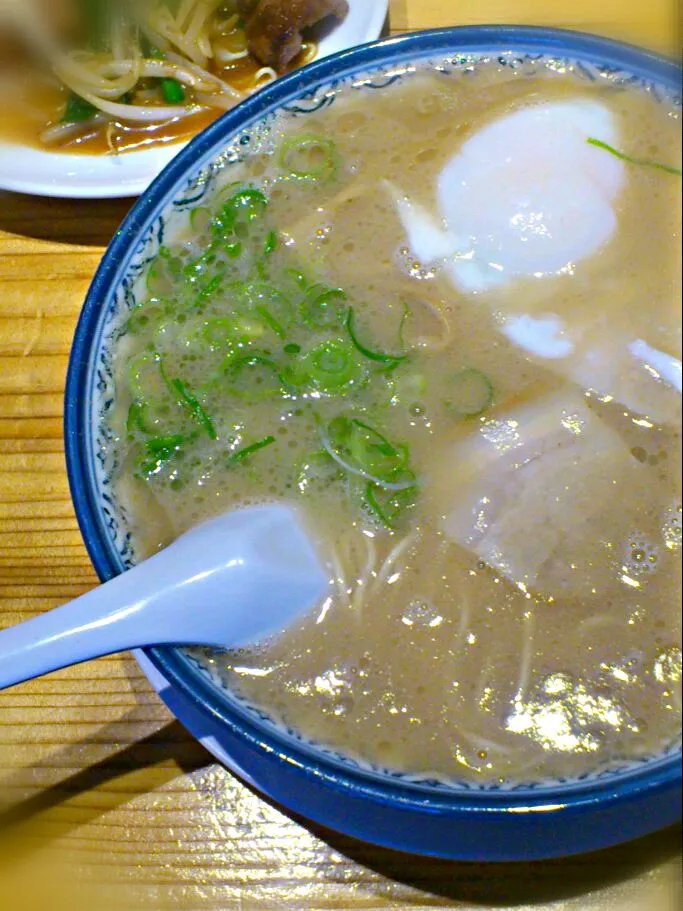 博多ラーメン ～温たまラーメン～|えみこさん