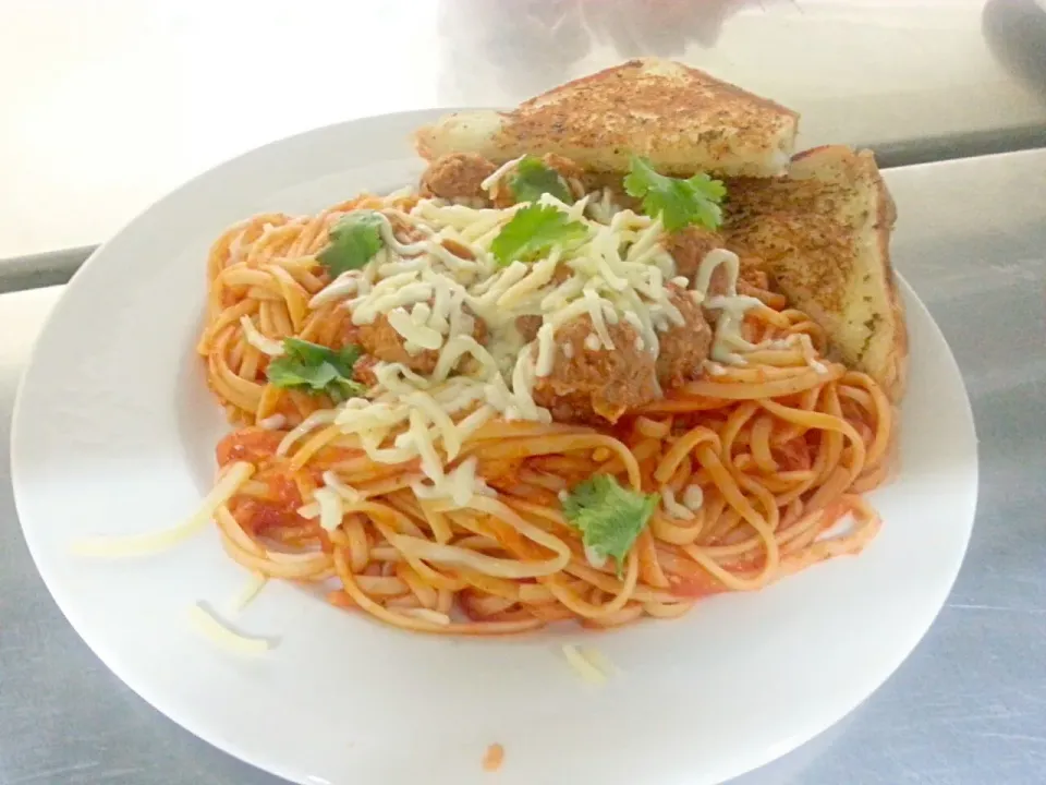 meatball linquini with san marzano tomatoe sauce|Jayson Mccrimmonさん