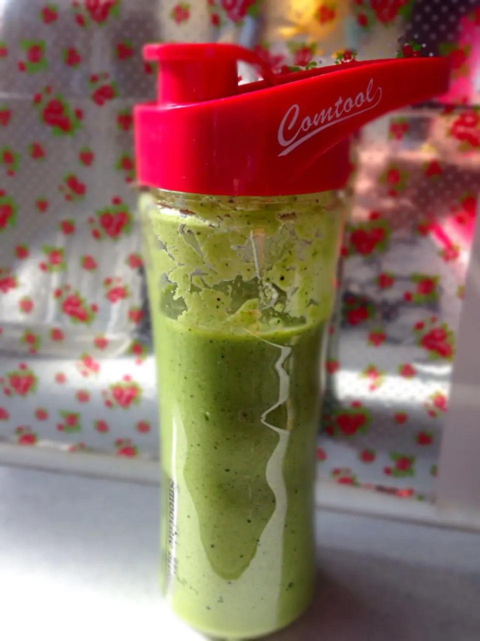 Just made this wonderful Detox Green Smoothie... Tastes Fantastic...!!!|チェリーリンさん