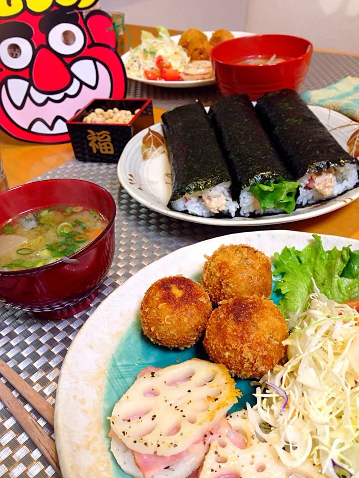 Snapdishの料理写真:恵方巻きの晩御飯|Mineさん