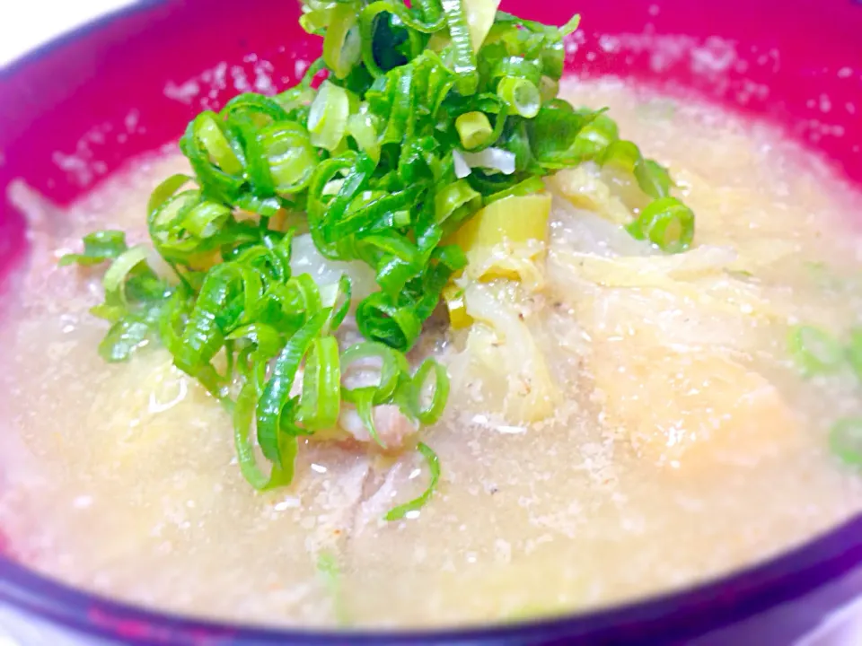 さくらさんの料理 もやしと豚バラのこくうまゴマ味噌スープ◡̈♥︎|maipuさん