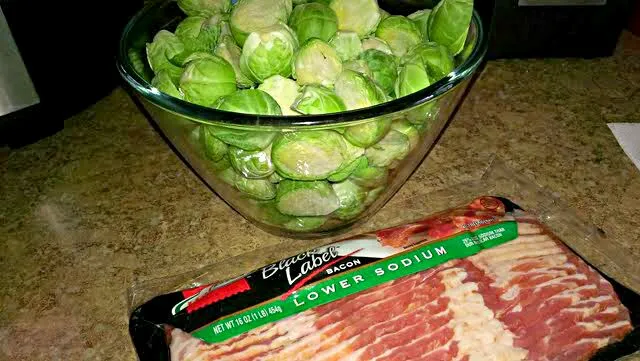 Preparation for #Dinner Bacon Brussel Sprouts #Side dish 😆 #Pork #Vegetable 🌟 🌟 🌟|Alisha GodsglamGirl Matthewsさん